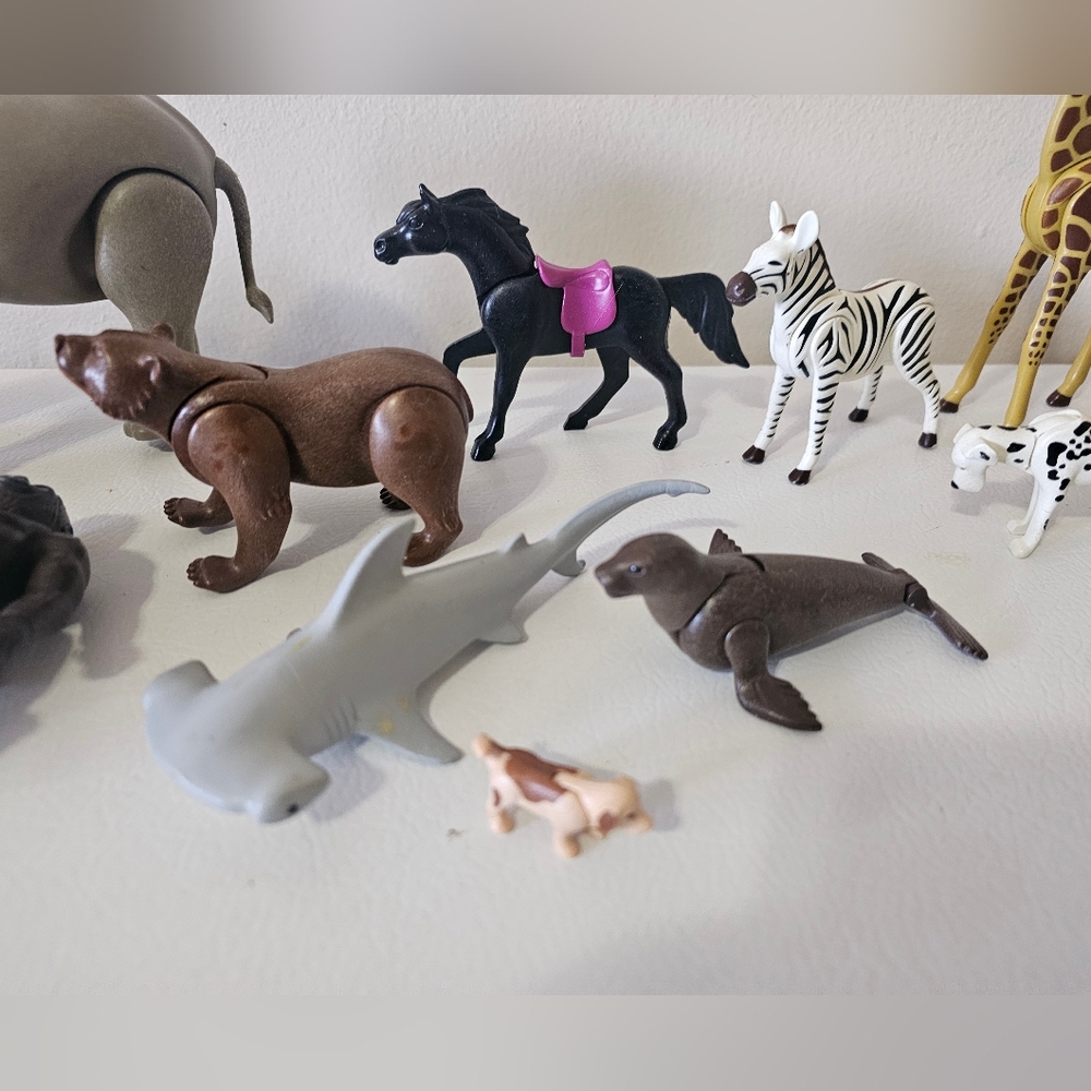 Playmobil Animals Set of 16 - Picture 3 of 5